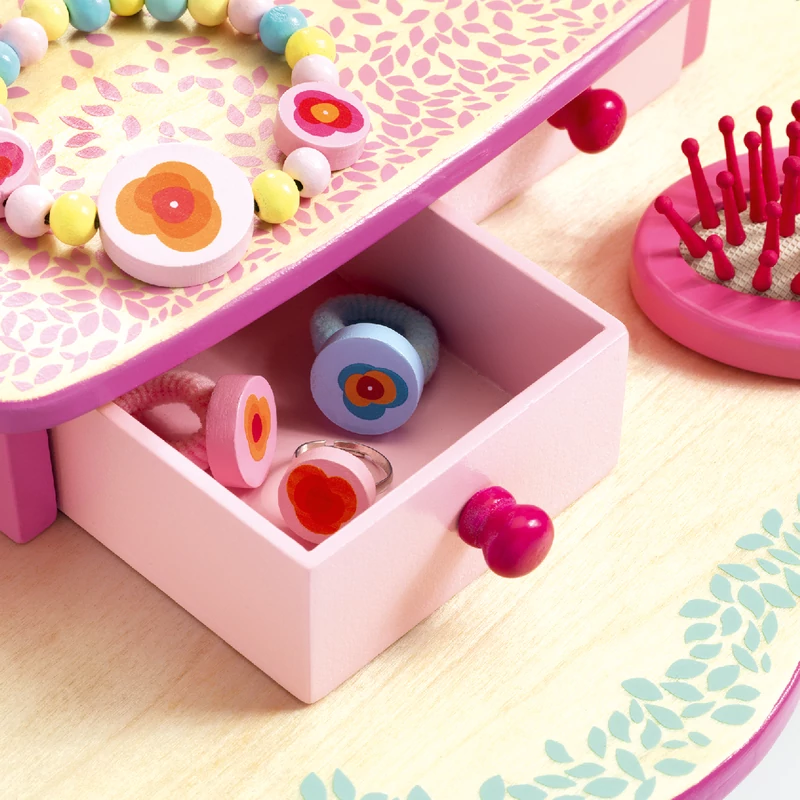 Szerepjáték - Flóra pipere asztala - Flora dressing table